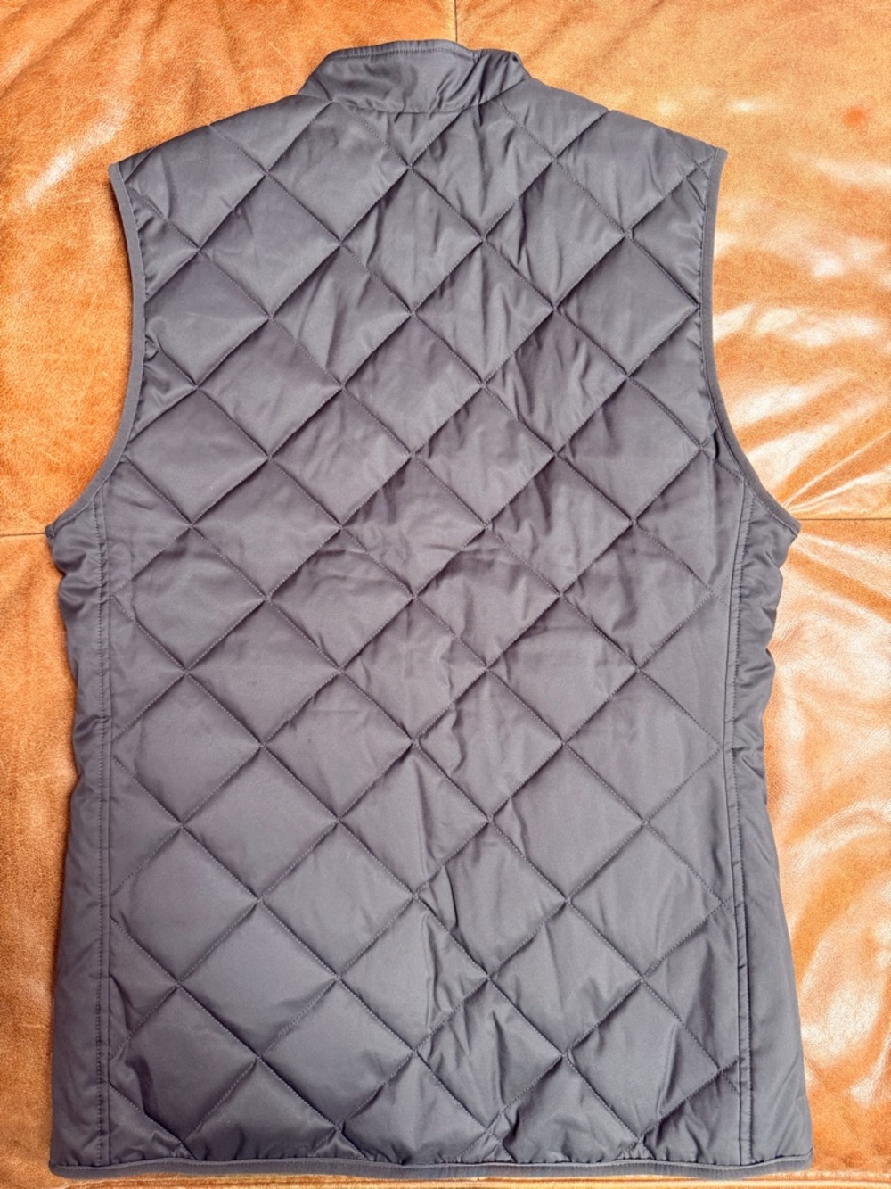 UCLA Joe Bruin Air Jordan Diamond Quilted Fleece-lined Vest Men’s S Black - Picture 2 of 8